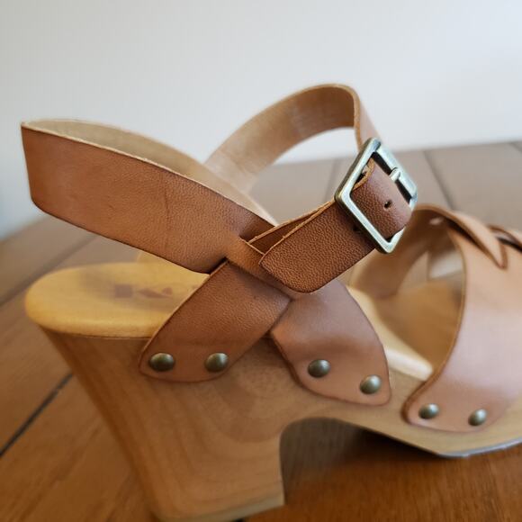 Korks by Kork Ease Tan Bagley Strap Buckle Heel Leather Sandals Size 7 Classic - Picture 7 of 16